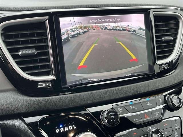 2025 Chrysler Pacifica Select FWD