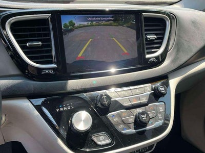 2023 Chrysler Pacifica Touring L FWD