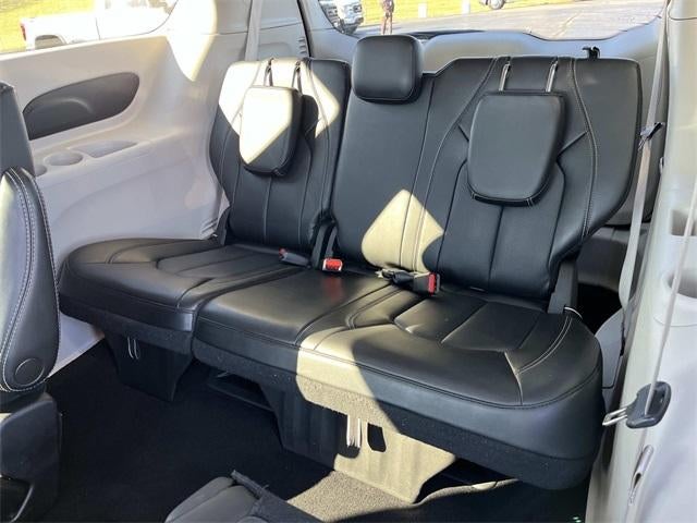 2023 Chrysler Pacifica Touring L FWD