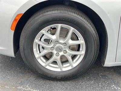 2024 Chrysler Pacifica Touring L FWD