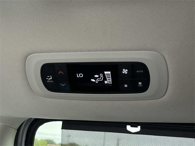 2024 Chrysler Pacifica Touring L FWD