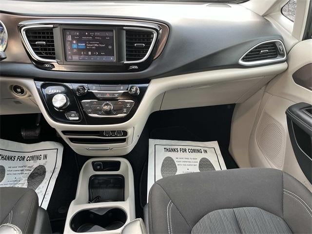 2024 Chrysler Voyager LX FWD