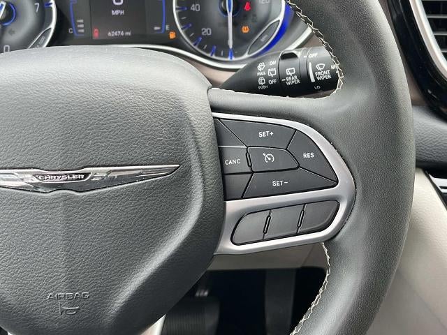 2023 Chrysler Voyager LX FWD