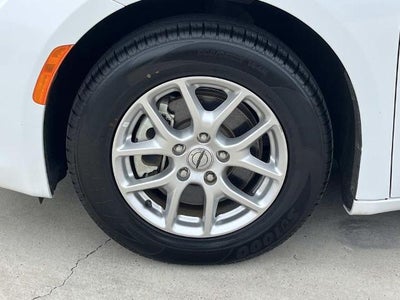 2023 Chrysler Voyager LX FWD