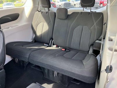 2023 Chrysler Voyager LX FWD