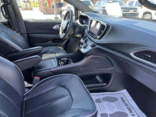 2025 Chrysler Pacifica Limited FWD