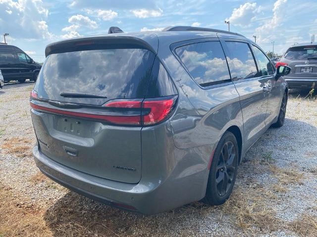 2025 Chrysler Pacifica Limited FWD