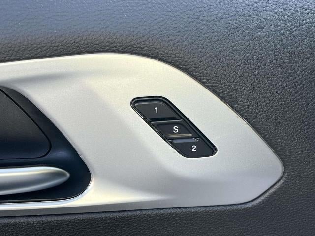 2026 Chrysler Pacifica Limited FWD