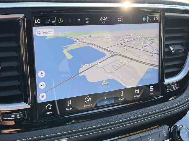 2026 Chrysler Pacifica Limited FWD