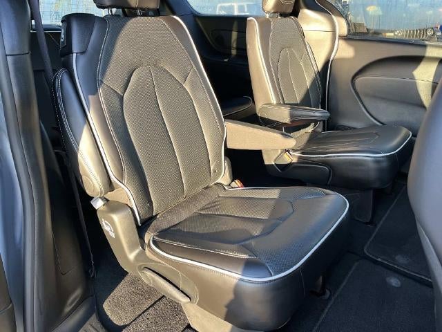2026 Chrysler Pacifica Limited FWD