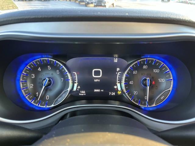 2026 Chrysler Pacifica Limited FWD