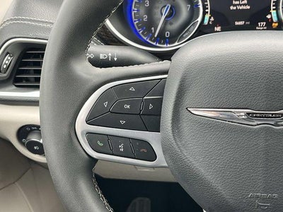2024 Chrysler Pacifica Limited FWD