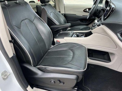2024 Chrysler Pacifica Limited FWD
