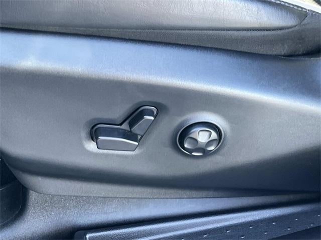 2025 Chrysler Pacifica Limited FWD