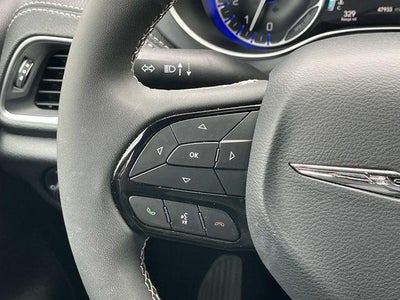 2025 Chrysler Pacifica Limited FWD