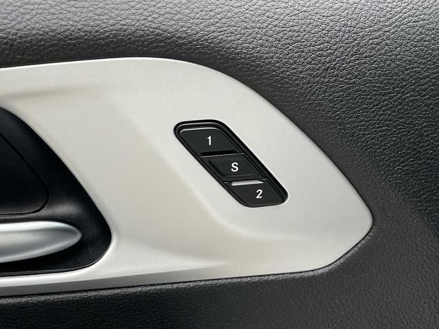 2025 Chrysler Pacifica Limited FWD