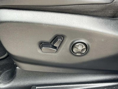 2025 Chrysler Pacifica Limited FWD