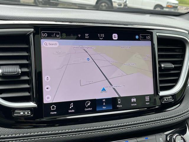 2025 Chrysler Pacifica Limited FWD