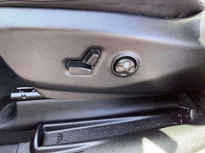 2025 Chrysler Pacifica Limited FWD