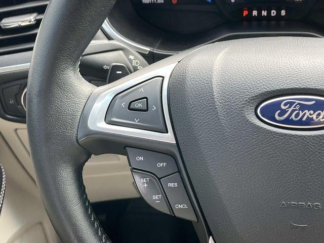 2015 Ford Edge 4dr Titanium AWD