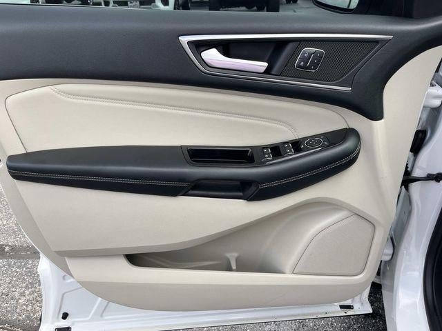 2015 Ford Edge 4dr Titanium AWD
