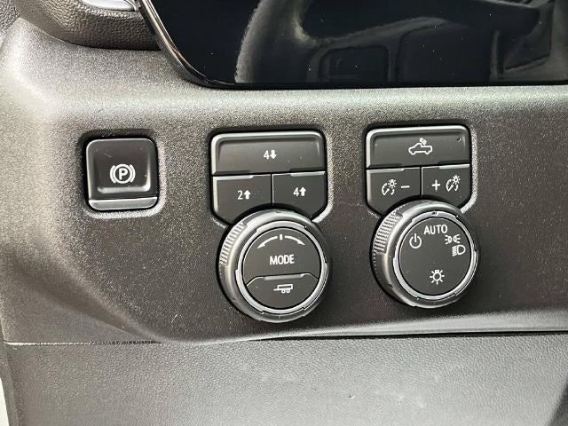 2026 Chevrolet Silverado 2500 HD Crew Cab Standard Box 4-Wheel Drive LT