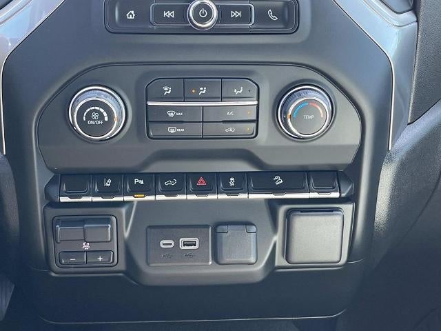 2024 Chevrolet Silverado 2500 HD Crew Cab Standard Box 4-Wheel Drive Custom