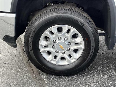 2024 Chevrolet Silverado 2500 HD Crew Cab Standard Box 4-Wheel Drive LTZ