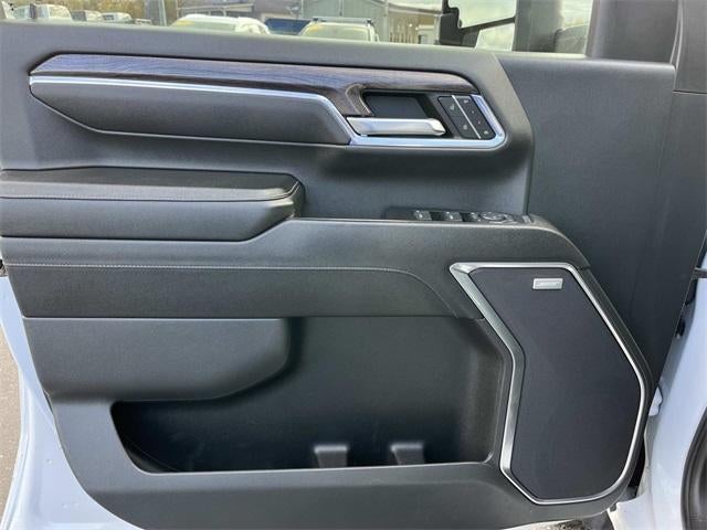 2024 Chevrolet Silverado 2500 HD Crew Cab Standard Box 4-Wheel Drive LTZ