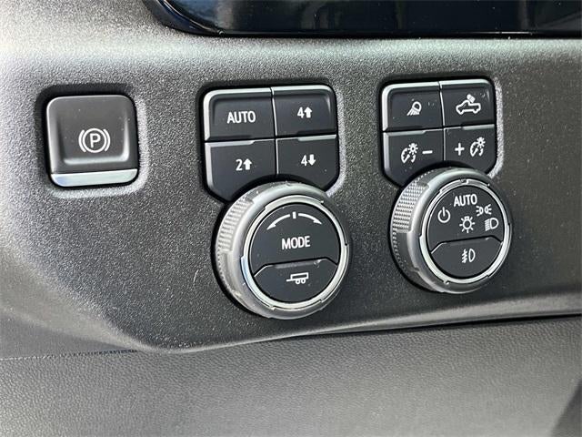 2024 Chevrolet Silverado 2500 HD Crew Cab Standard Box 4-Wheel Drive LTZ