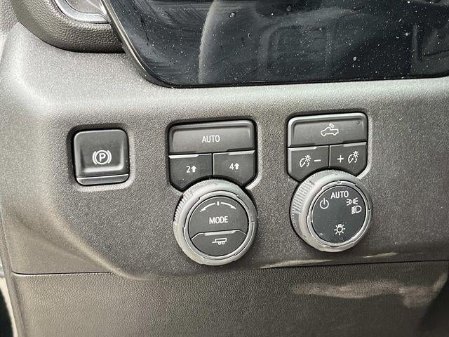2026 Chevrolet Silverado 1500 Crew Cab Short Box 4-Wheel Drive LT 1LT