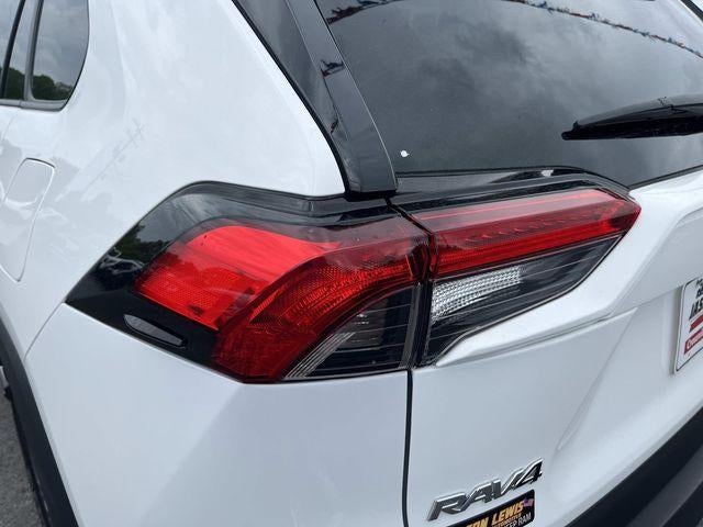 2025 Toyota RAV4 Hybrid LE AWD (Natl)