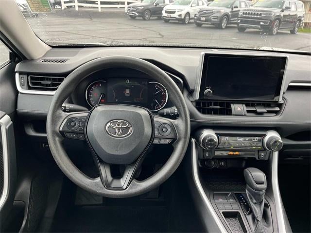 2023 Toyota RAV4 XLE FWD (GS)