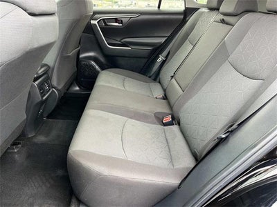 2023 Toyota RAV4 XLE FWD (GS)