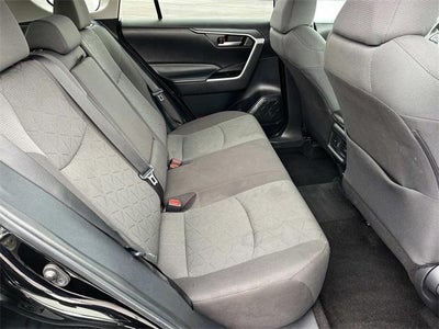 2023 Toyota RAV4 XLE FWD (GS)