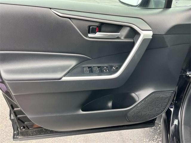 2023 Toyota RAV4 XLE FWD (GS)