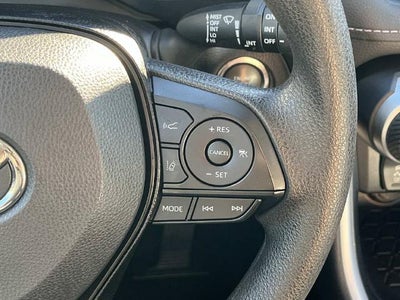 2025 Toyota RAV4 XLE FWD (GS)