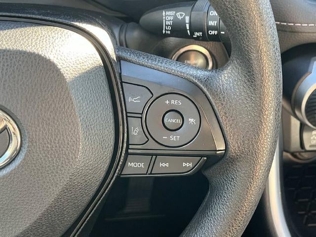 2025 Toyota RAV4 XLE FWD (GS)