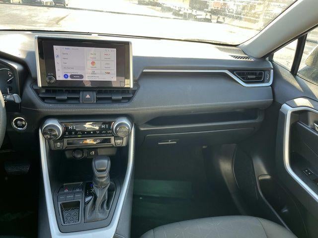 2024 Toyota RAV4 XLE FWD (GS)