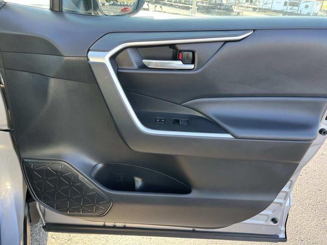 2024 Toyota RAV4 XLE FWD (GS)