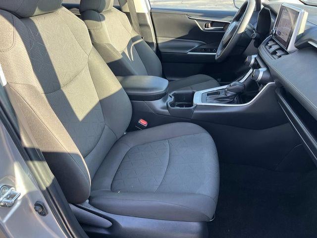 2024 Toyota RAV4 XLE FWD (GS)