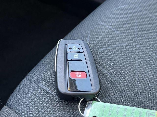 2024 Toyota RAV4 XLE FWD (GS)