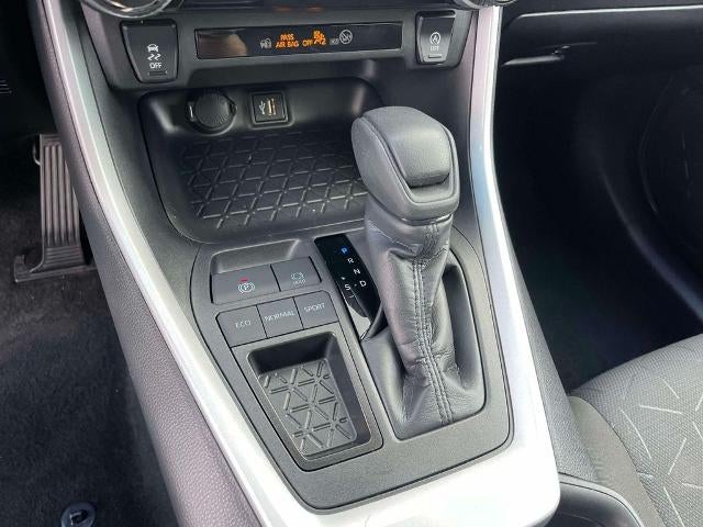 2025 Toyota RAV4 XLE FWD (GS)