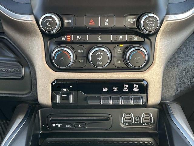 2019 RAM 3500 Laramie 4x4 Crew Cab 6'4" Box