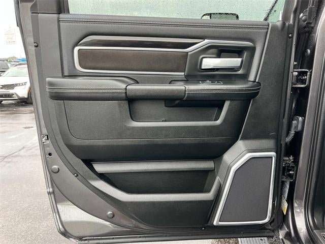 2022 RAM 3500 Laramie 4x4 Crew Cab 6'4" Box