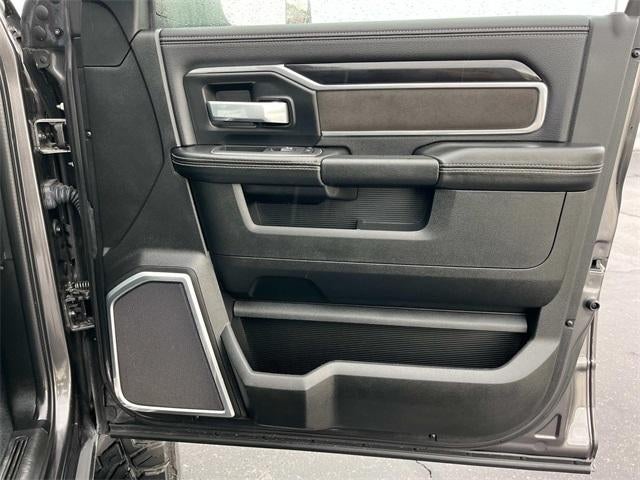 2022 RAM 3500 Laramie 4x4 Crew Cab 6'4" Box