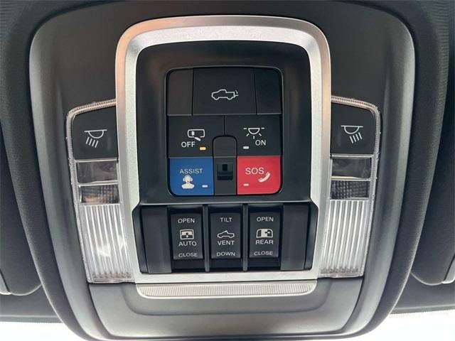 2022 RAM 3500 Laramie 4x4 Crew Cab 6'4" Box