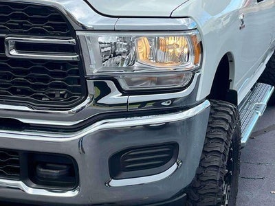 2024 RAM 3500 Tradesman 4x4 Crew Cab 8' Box
