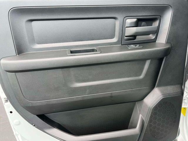 2024 RAM 3500 Tradesman 4x4 Crew Cab 8' Box