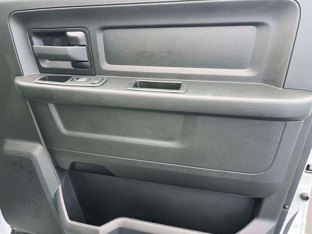 2024 RAM 3500 Tradesman 4x4 Crew Cab 8' Box